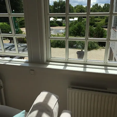 Arnbjerg Pavillonen מלון ווארדה