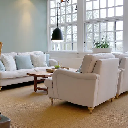 Arnbjerg Pavillonen ווארדה