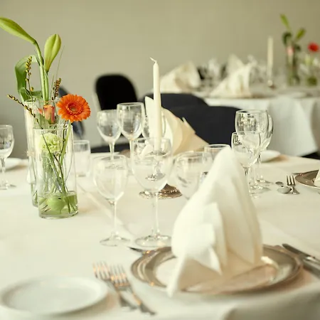 מלון Arnbjerg Pavillonen ווארדה