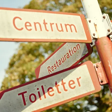 מלון Arnbjerg Pavillonen ווארדה